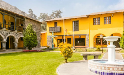 Decameron el Pueblo
