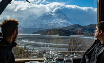 Hotel Lago Grey 
