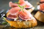 fig and prosciutto crostini | Classpop Shot