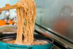 cooking ramen noodles in broth | Classpop Shot