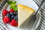 ice cream cheesecake with berries | Classpop Shot