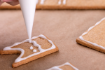 ginger bread decoration Shot