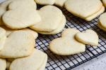 Memphis - heart shape cookies Shot