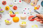 Virtual Macaron Painting for Groups