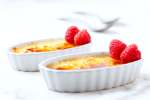 creme brulee with raspberries | Classpop Shot