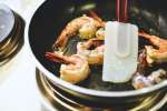 Cooking Prawns for Pad Thai | Classpop Shot