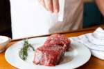 Seasoning beef fillet | Classpop Shot