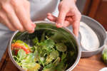 making a mixed green salad | Classpop Shot