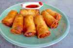vegetable egg rolls with sweet and sour sauce | Classpop