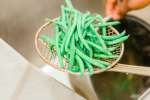 chef washing green beans | Classpop Shot