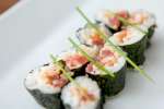 spicy tuna sushi roll | Classpop Shot