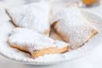 beignets with powdered sugar | Classpop Shot