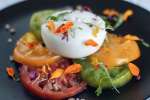 heirloom tomato and burrata caprese salad | Classpop Shot