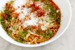 homemade spaghetti with tomato basil sauce | Classpop Shot