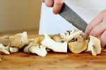 chef slicing mushrooms | Classpop Shot