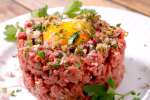 steak tartare with an egg yolk | Classpop Shot