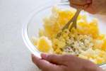 mashing potatoes in a cooking class | Classpop Shot