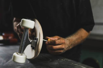 Intro to Woodworking: Make a Custom Longboard