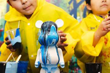 Pour-and-Paint Baby Bear Party