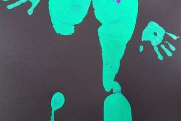 Paint, Pose and Love Your Natural Curves
