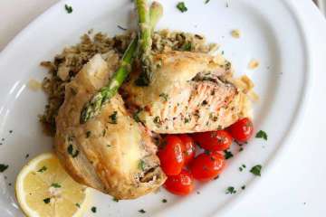 Learn to Prepare Salmon Wellington
