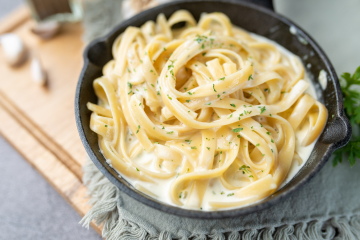 Handmade Pasta Alfredo