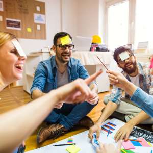 27 Ice Breaker Games That Will Get People Talking in 2025