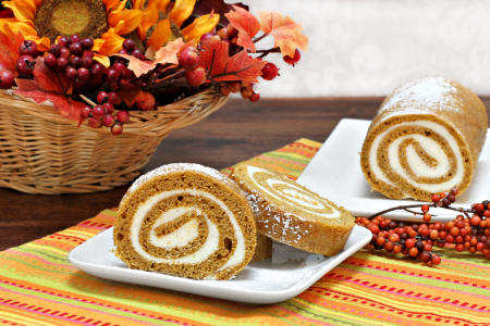 Make a Perfect Pumpkin Swirl Cake