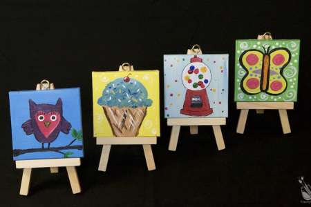 Miniature Easels Family Fun