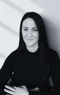 Image of Instructor Jocelyn