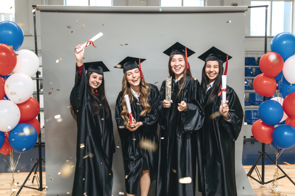 Pretty Theme Event Planner: Convocation Bouquet