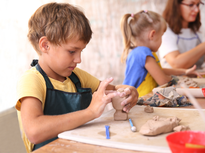 Chicago - child pottery class Shot