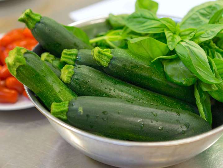 ingredients for zucchini lasagna | Classpop Shot