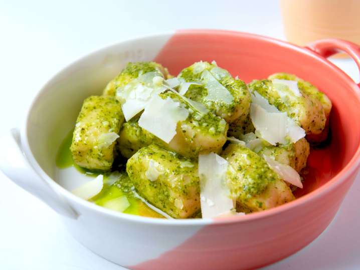 gnocchi pesto with parmesan | Classpop Shot