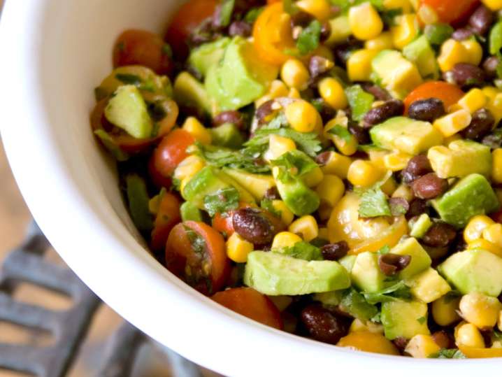 chopped avocado southwestern salad | Classpop Shot