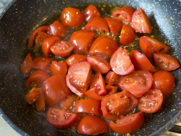 Sacramento - tomato frying Shot