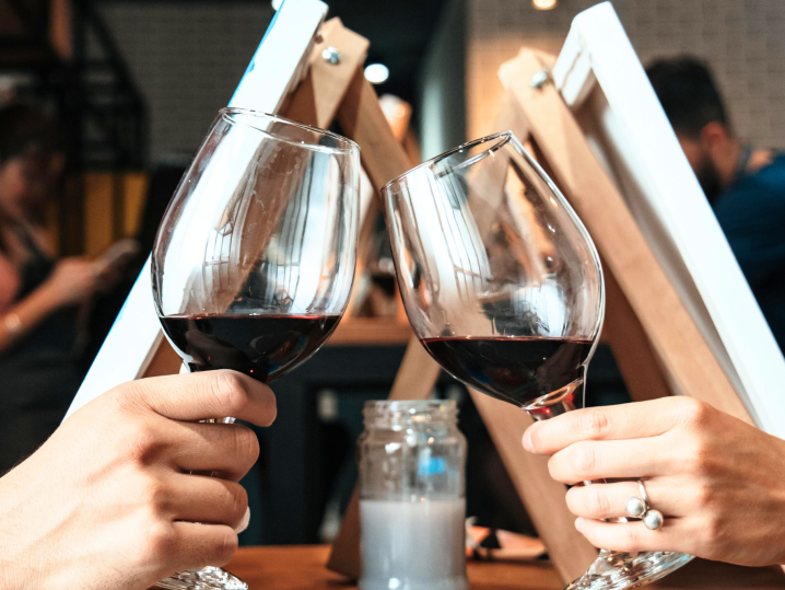 Los Angeles - paint and sip wine Shot