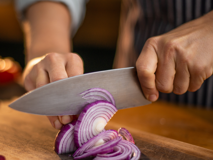 Edmonton - cutting red onions Shot