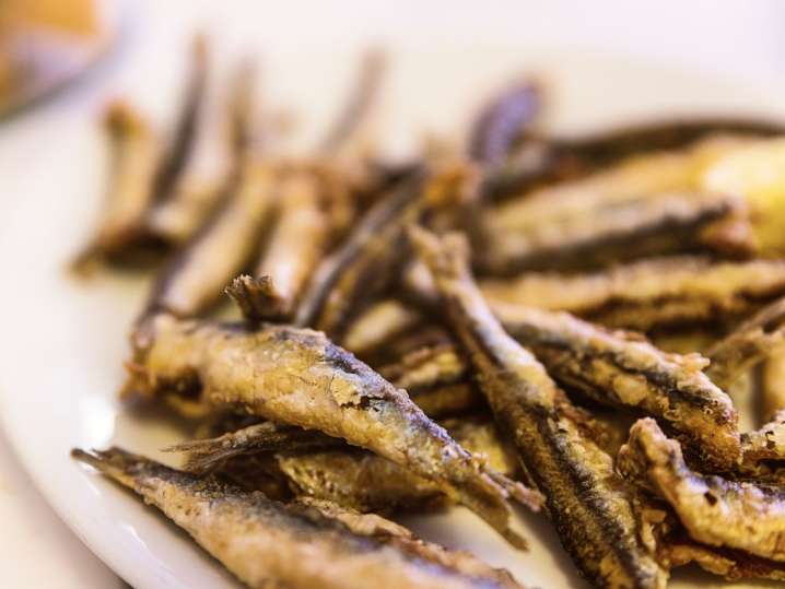 Fried anchovies Shot