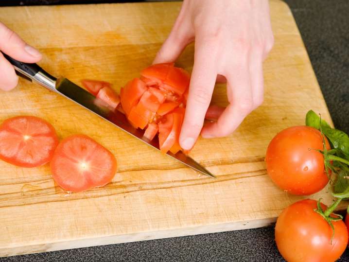 Dicing tomatoes Shot