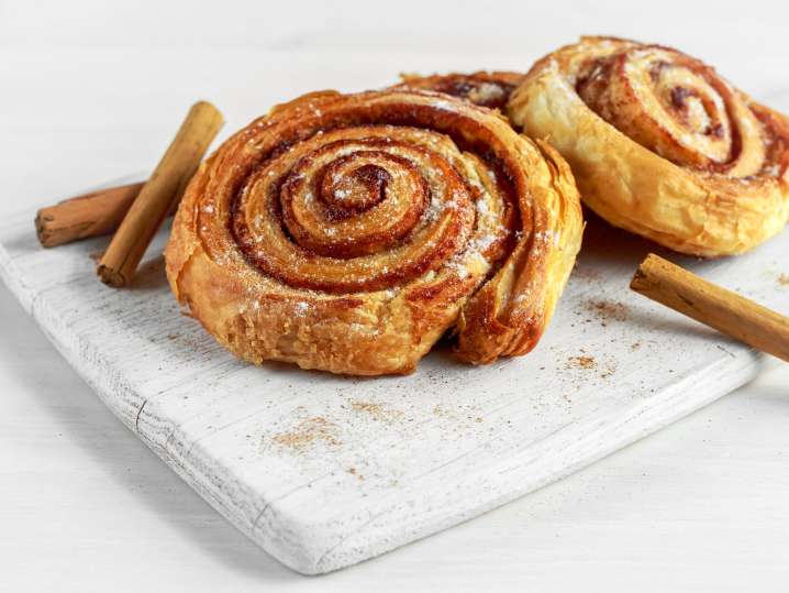 Cinnamon Roll Swirl Cookies Shot