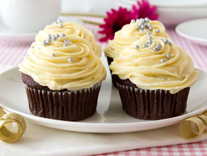 Los Angeles - Buttercream Flowers cupcakes Shot