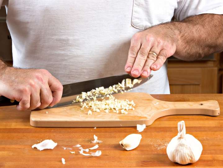 Cutting garlic Shot