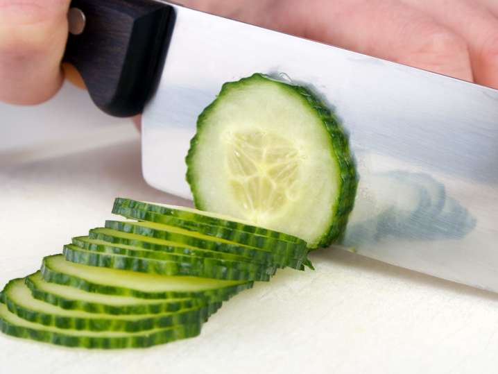 Sacramento - cutting cucumber Shot