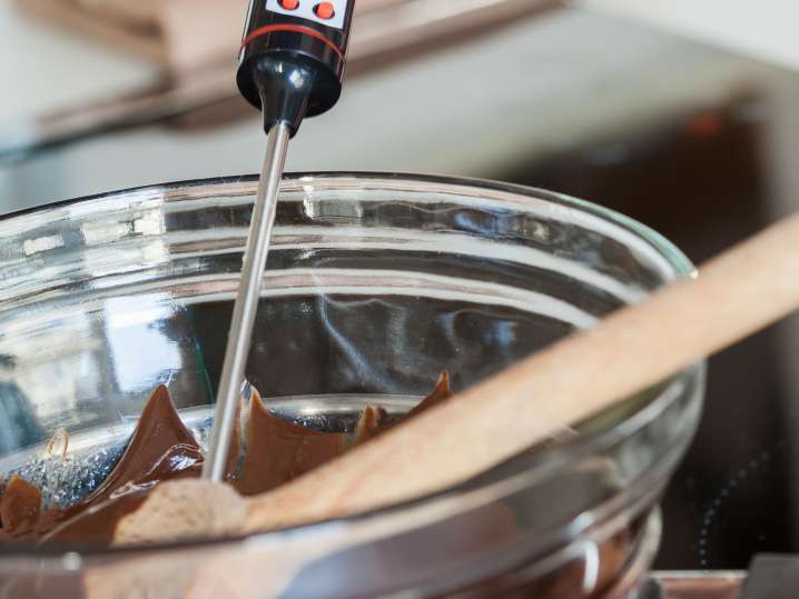 Boston - tempering chocolate (2) Shot