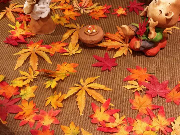 Bay Area - fake autumn leaves Shot