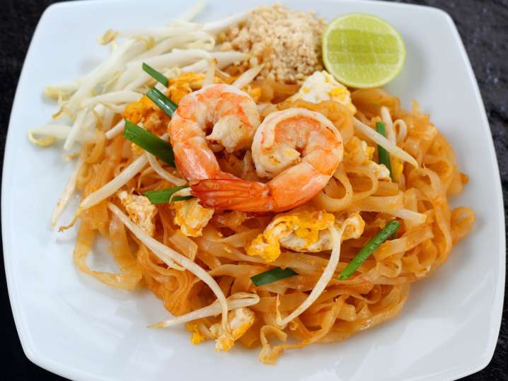 Baltimore - shrimp pad thai Shot