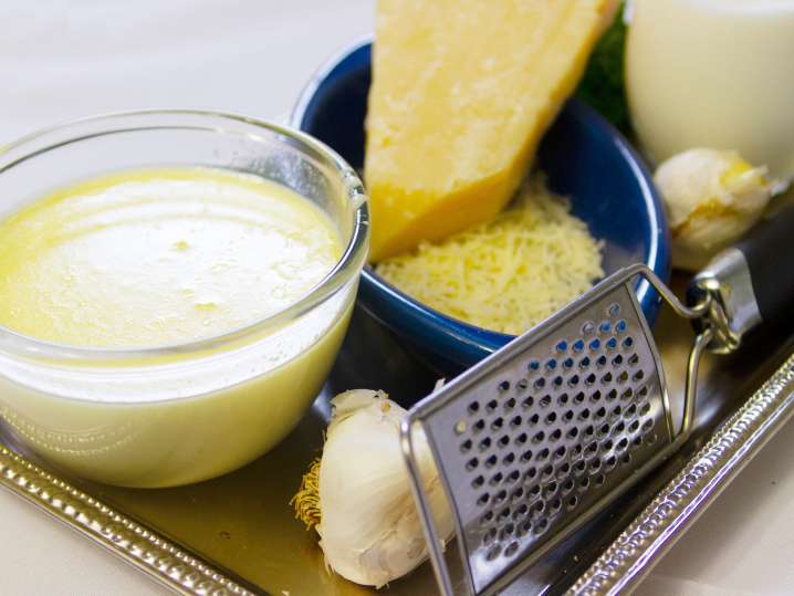 Columbus - alfredo sauce ingredients Shot
