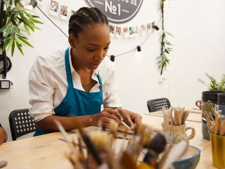 Chicago - making handmade pottery Shot