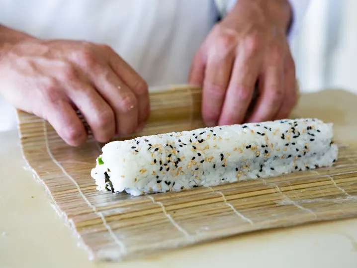 Columbus - rolling sushi.webp Shot